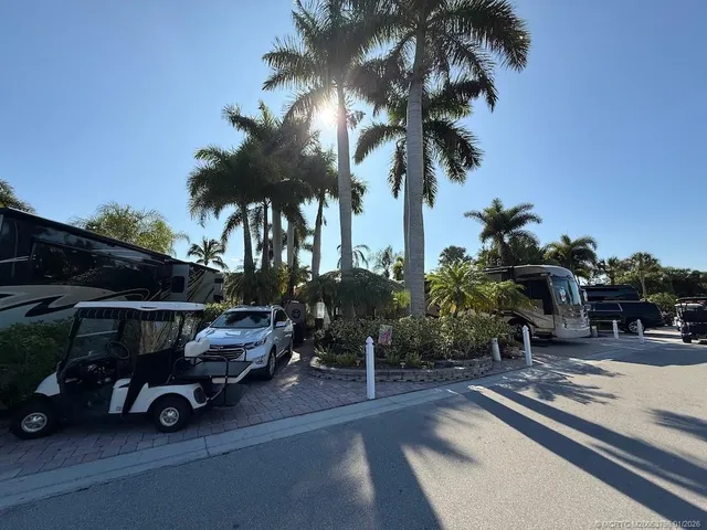 $259,000 | 462 Northwest Sandtrap Lane, Port St. Lucie, FL 34986