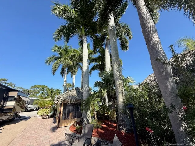 $259,000 | 462 Northwest Sandtrap Lane, Port St. Lucie, FL 34986