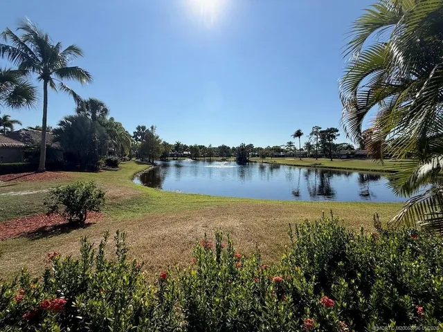 $259,000 | 462 Northwest Sandtrap Lane, Port St. Lucie, FL 34986