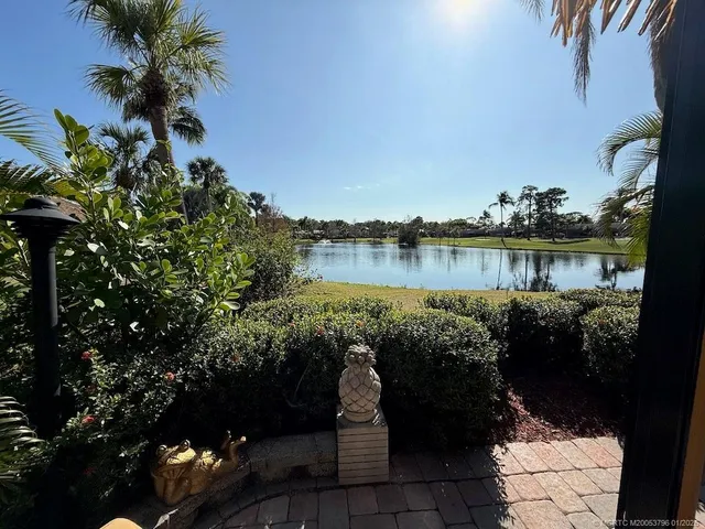 $259,000 | 462 Northwest Sandtrap Lane, Port St. Lucie, FL 34986