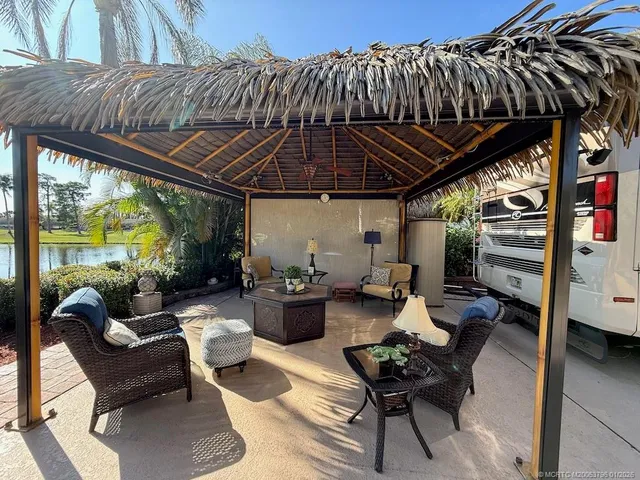 $259,000 | 462 Northwest Sandtrap Lane, Port St. Lucie, FL 34986