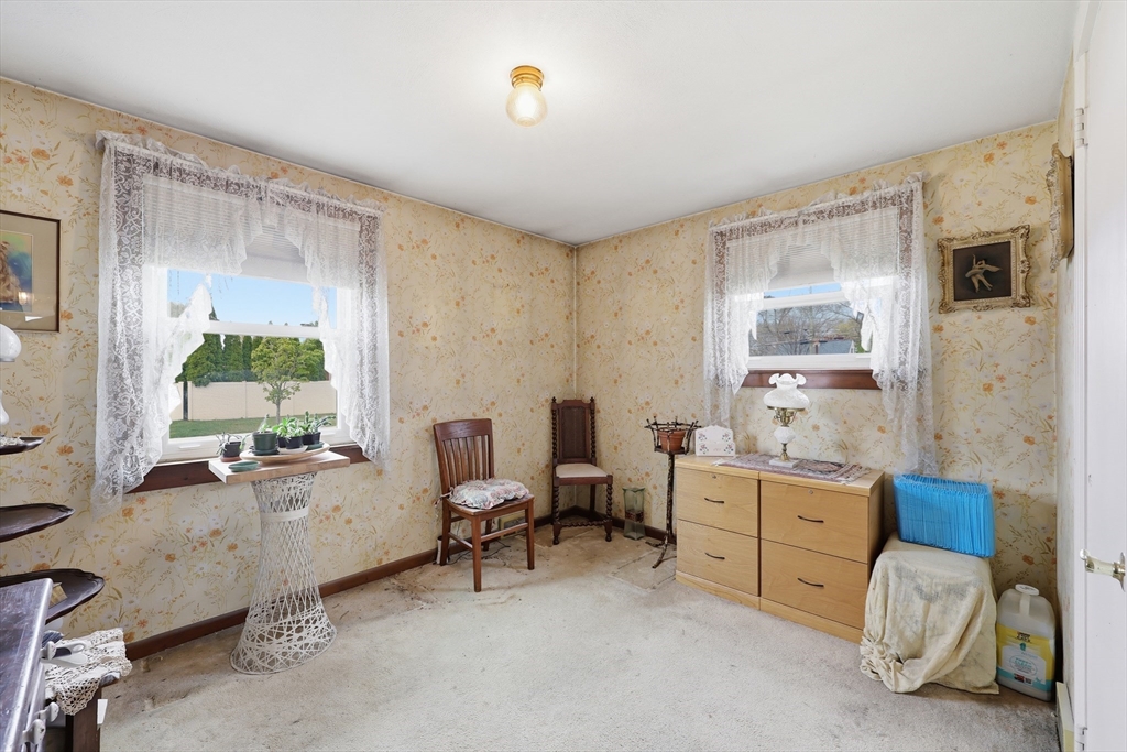 11 Judith Street Springfield, MA 01118 - Photo 13 of 29 Gallery Image 13