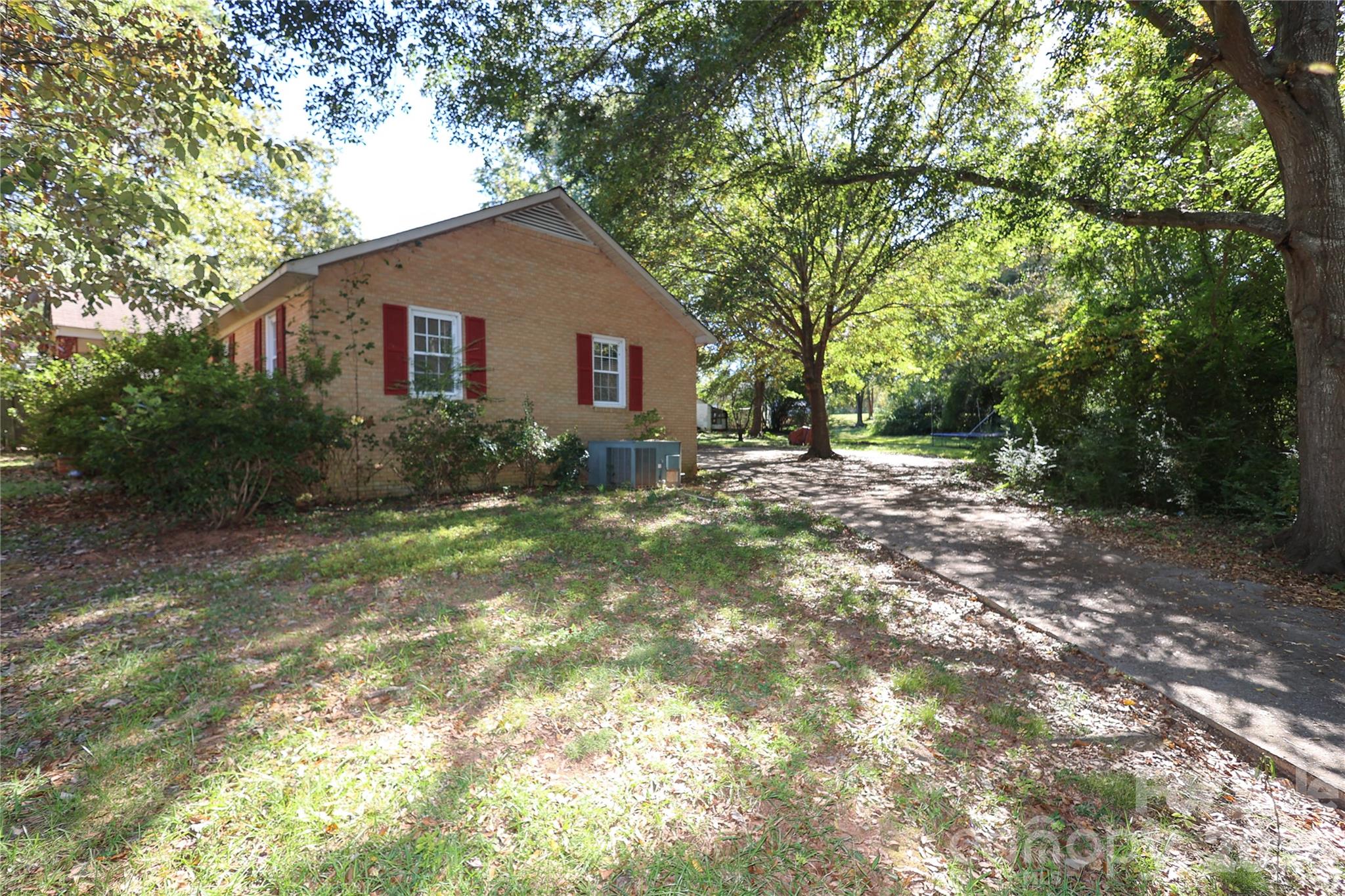 1324 State Rd S-29-496 Lancaster, SC 29720 - Photo 10 of 28