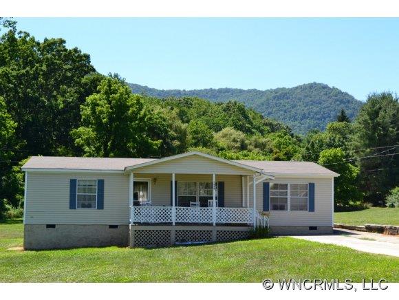 1556 Edwards Cove Road Waynesville, NC 28786 - Photo 1 of 21