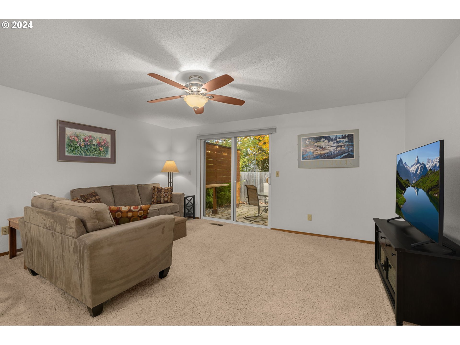 11753 Southwest Swendon Loop Tigard, OR 97223 - Photo 17 of 36 Gallery Image 17