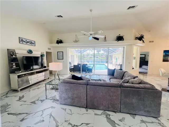 $11,000 | 1031 Tivoli Lane, Naples, FL 34104