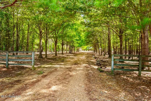 $1,525,000 | 1454 Livingston Vernon Road, Flora, MS 39071