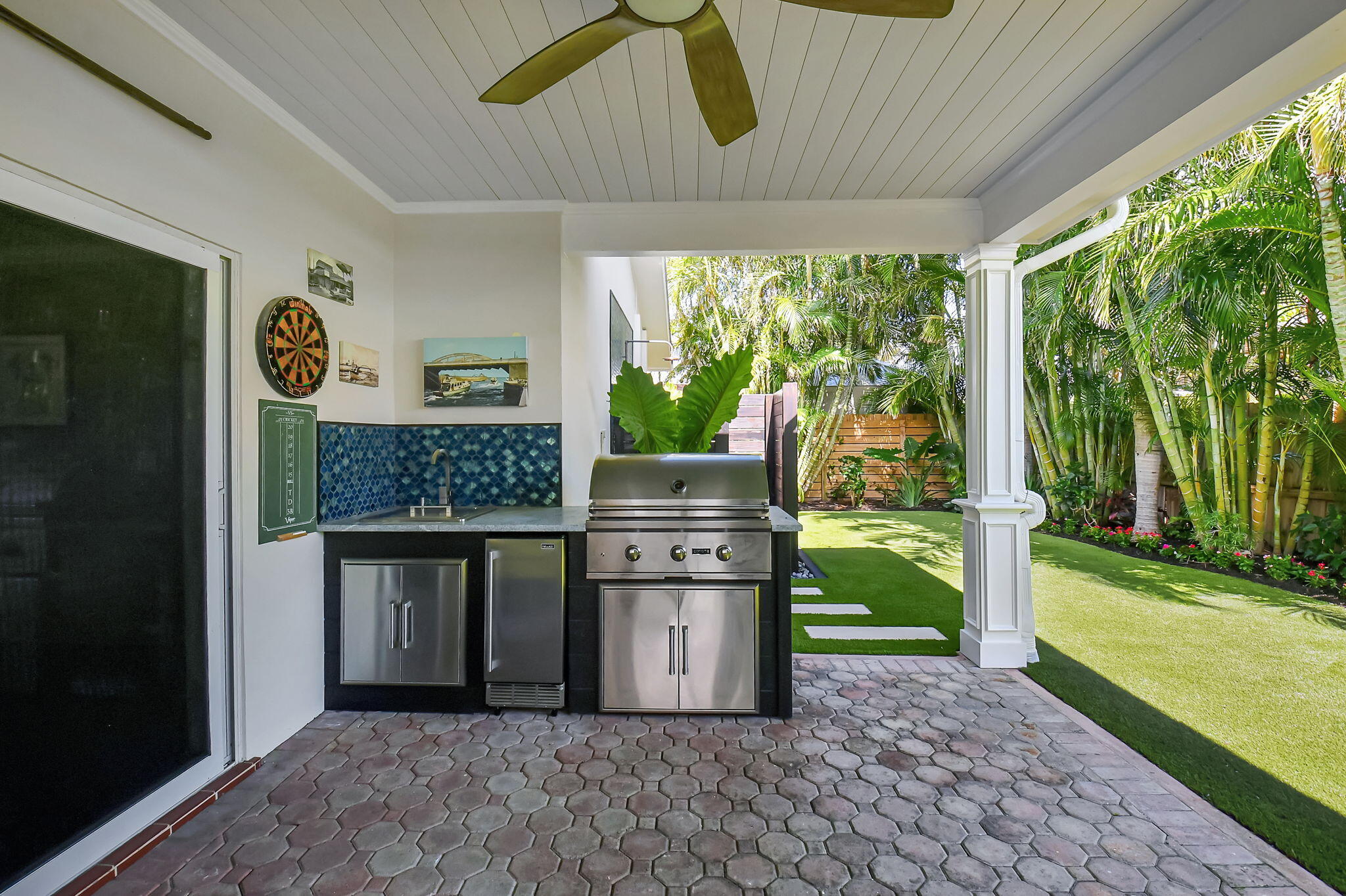 827 S Road Boynton Beach, FL 33435 - Photo 34 of 52 Summer Kitchen