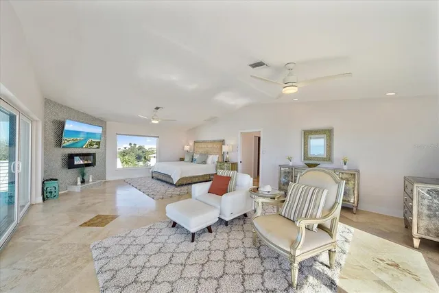 $4,895,000 | 412 South Casey Key Road, Nokomis, FL 34275