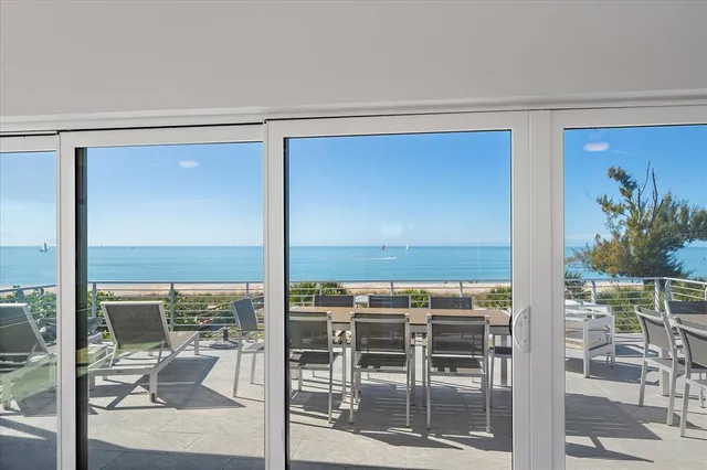 $4,895,000 | 412 South Casey Key Road, Nokomis, FL 34275