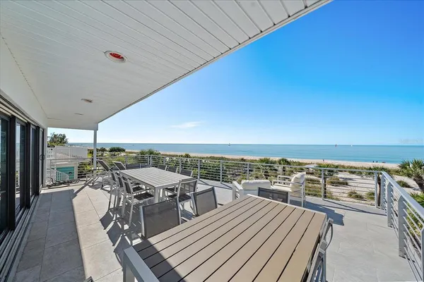 $4,895,000 | 412 South Casey Key Road, Nokomis, FL 34275