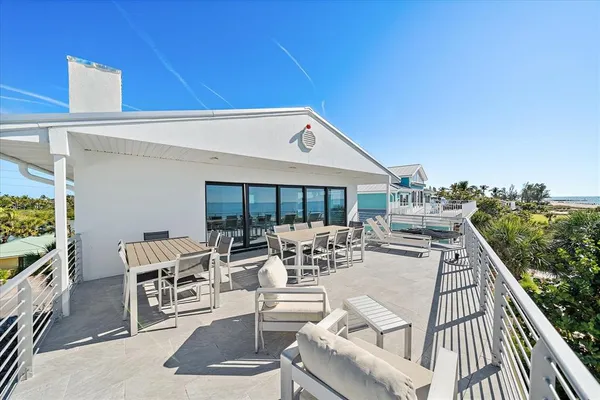 $4,895,000 | 412 South Casey Key Road, Nokomis, FL 34275