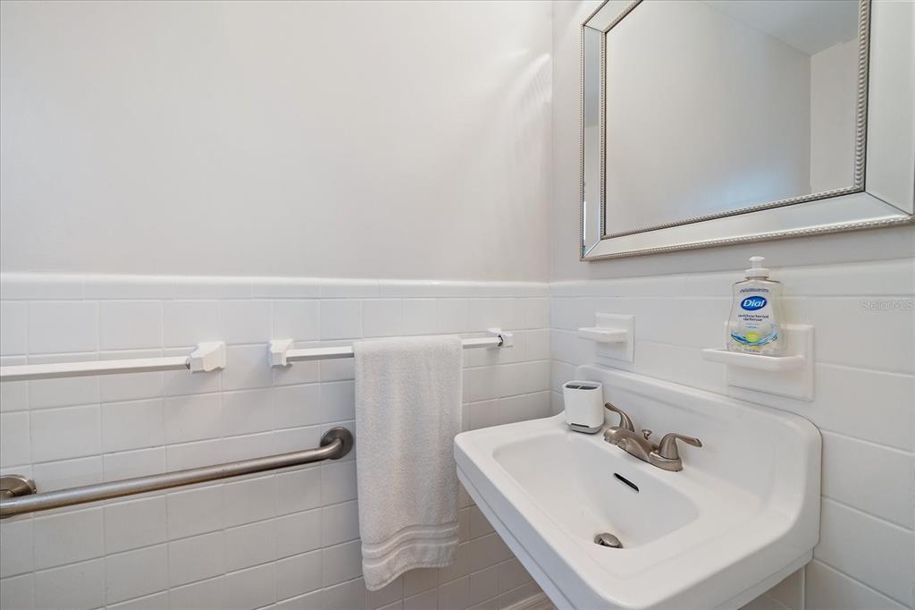 412 South Casey Key Road Nokomis, FL 34275 - Photo 52 of 75