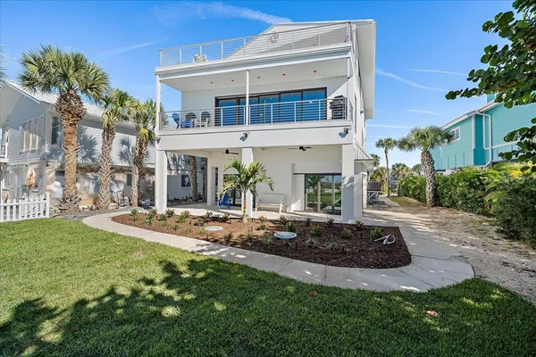 $4,895,000 | 412 South Casey Key Road, Nokomis, FL 34275