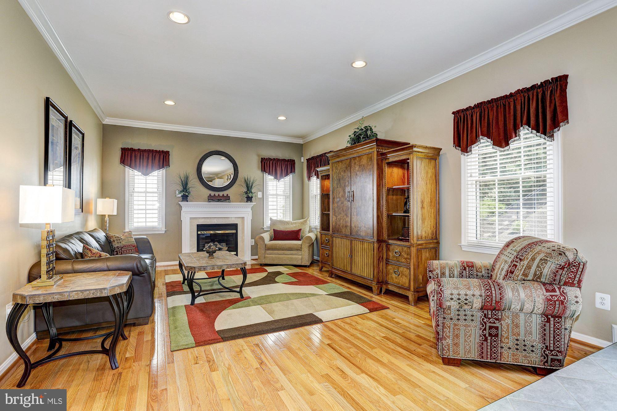 3921 Forest Valley Road Baltimore, MD 21234 - Photo 14 of 45 Family Room | Fireplace