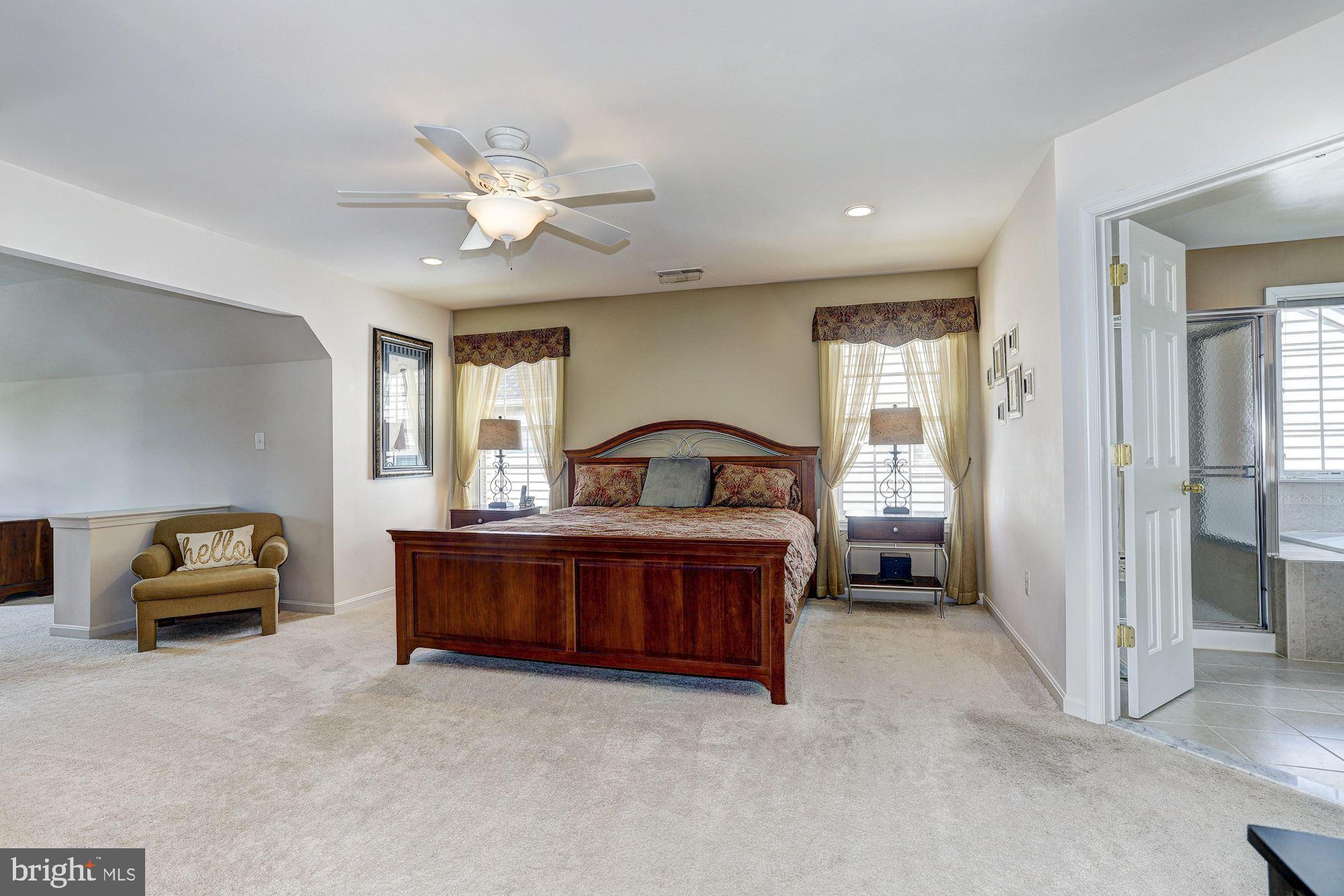 3921 Forest Valley Road Baltimore, MD 21234 - Photo 19 of 45 Primary Bedroom | Sitting Room