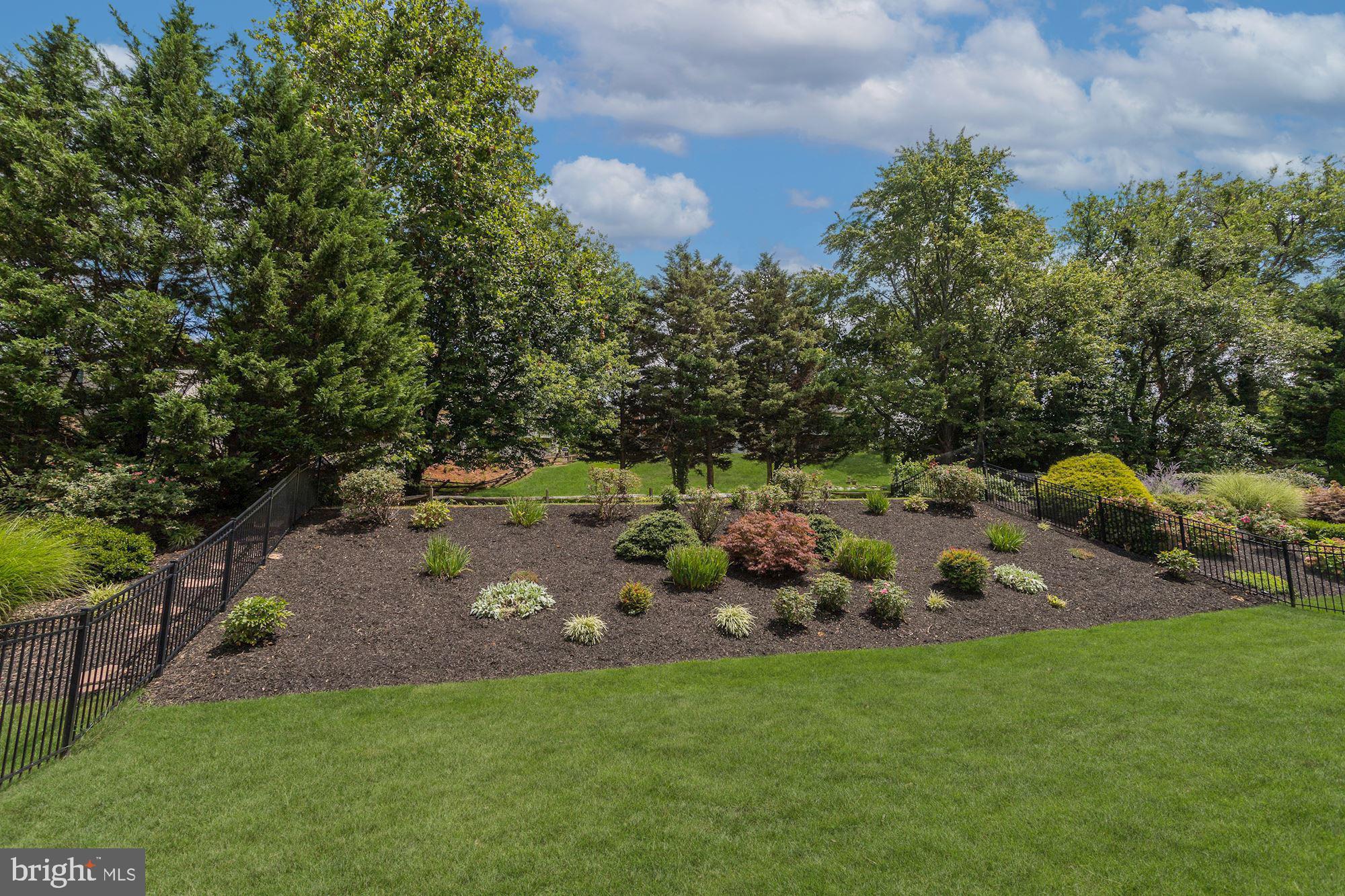 3921 Forest Valley Road Baltimore, MD 21234 - Photo 39 of 45 Landscaped Grounds