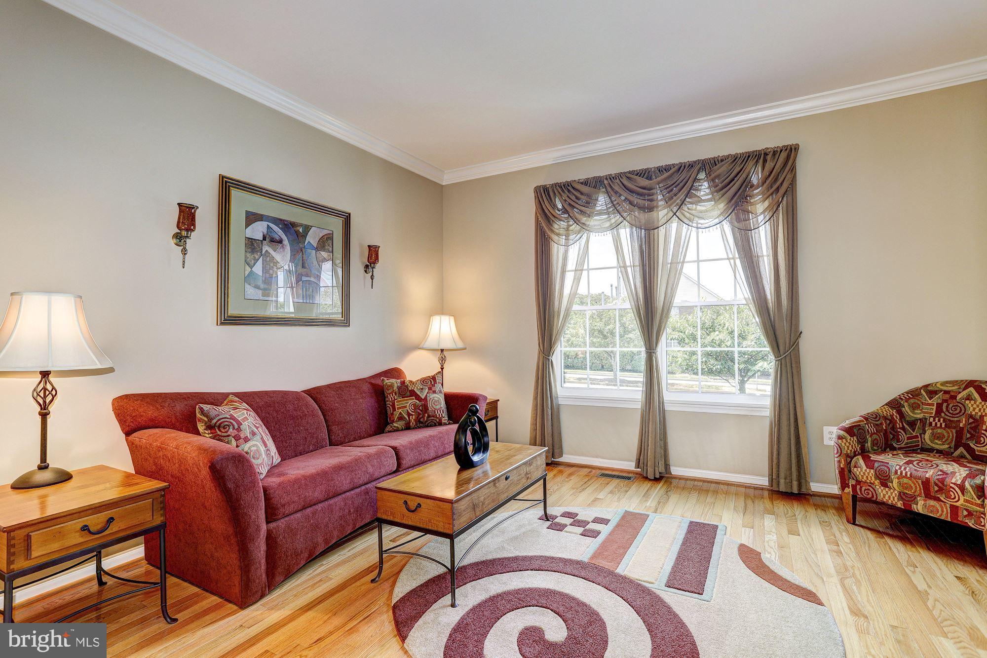 3921 Forest Valley Road Baltimore, MD 21234 - Photo 5 of 45 Living Room | Crown Moldings