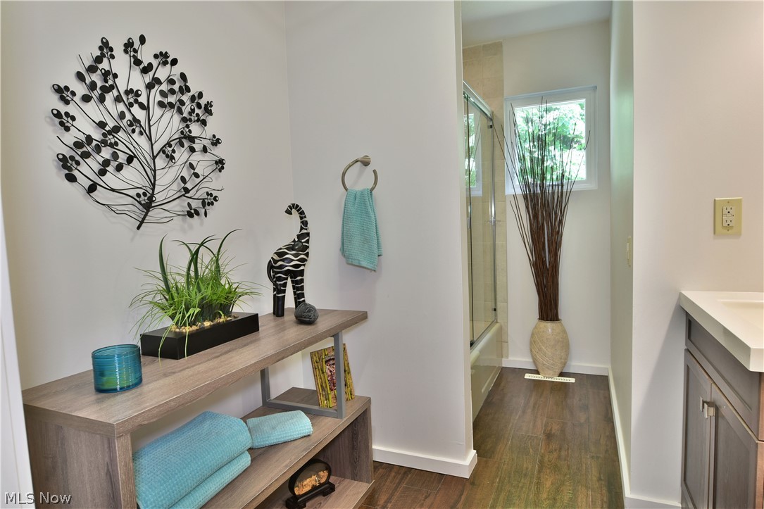 2701 Howland Wilson Road Northeast Warren, OH 44484 - Photo 23 of 35 Gallery Image 23