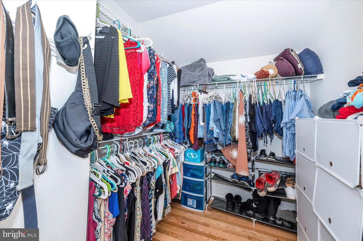 2102 Walnut Ridge Court Frederick, MD 21702 - Photo 23 of 45 second walking closet in master