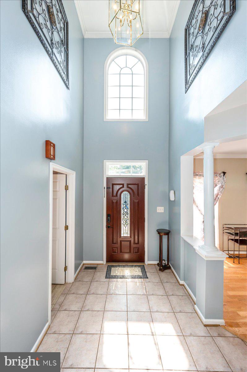 2102 Walnut Ridge Court Frederick, MD 21702 - Photo 3 of 45 Gallery Image 3