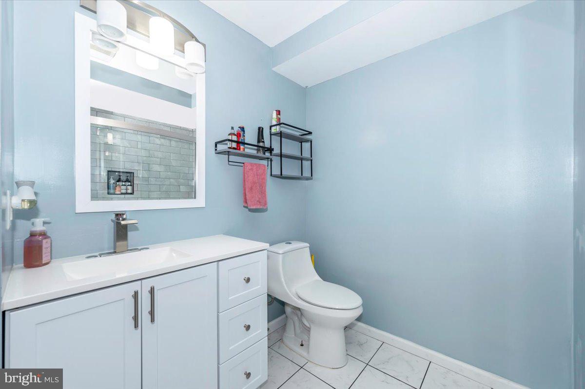 2102 Walnut Ridge Court Frederick, MD 21702 - Photo 35 of 45 basement full bath