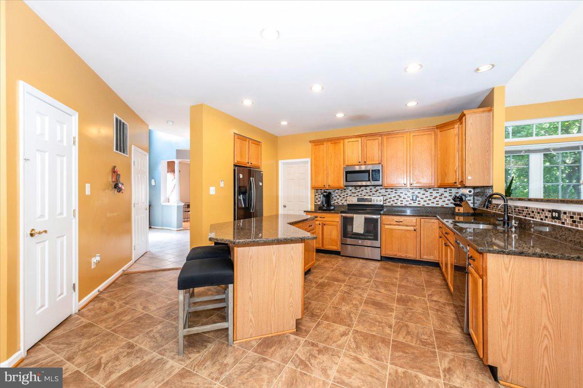 2102 Walnut Ridge Court Frederick, MD 21702 - Photo 9 of 45 Gallery Image 9