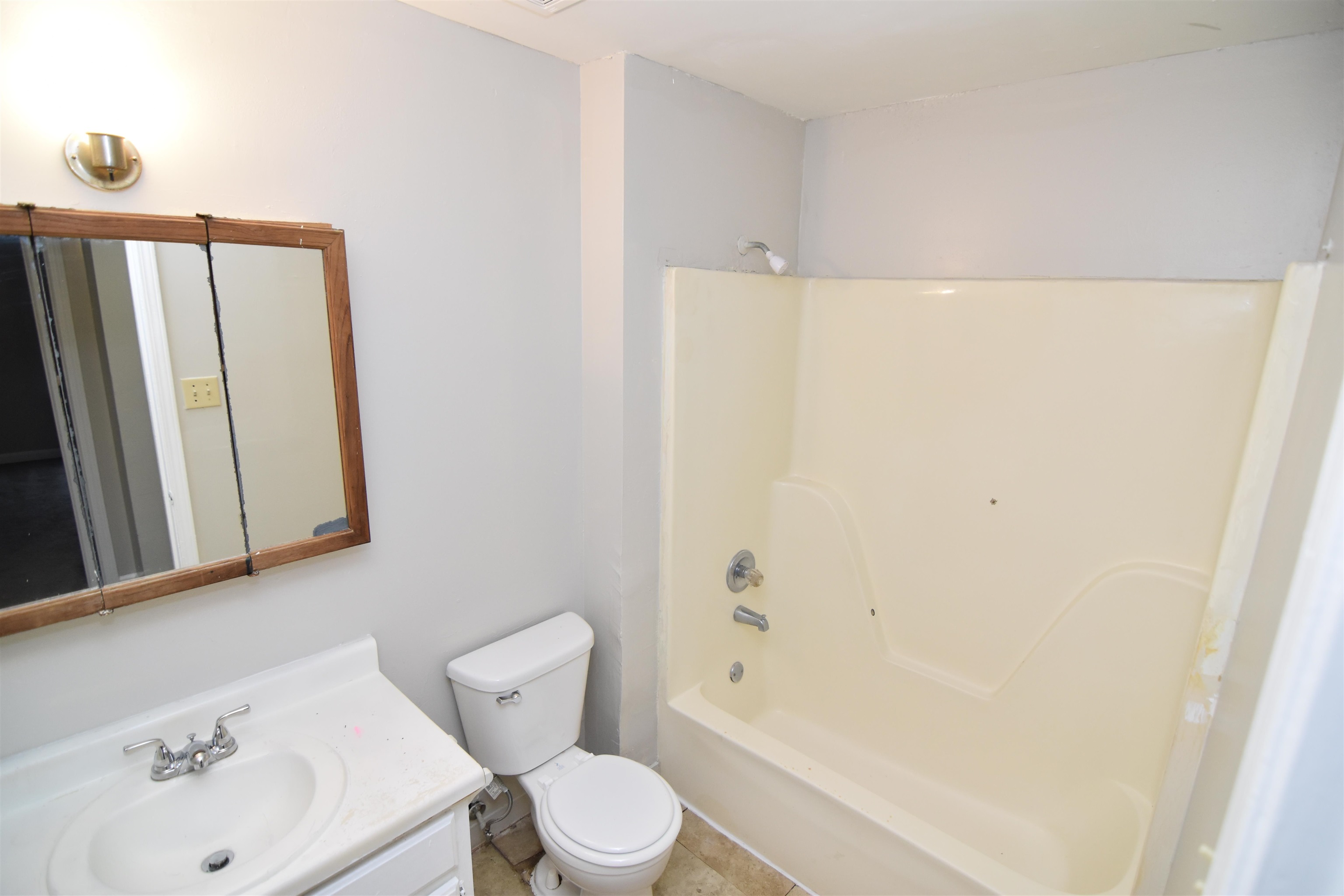 38 West Rollins Road Memphis, TN 38109 - Photo 15 of 26 Gallery Image 15