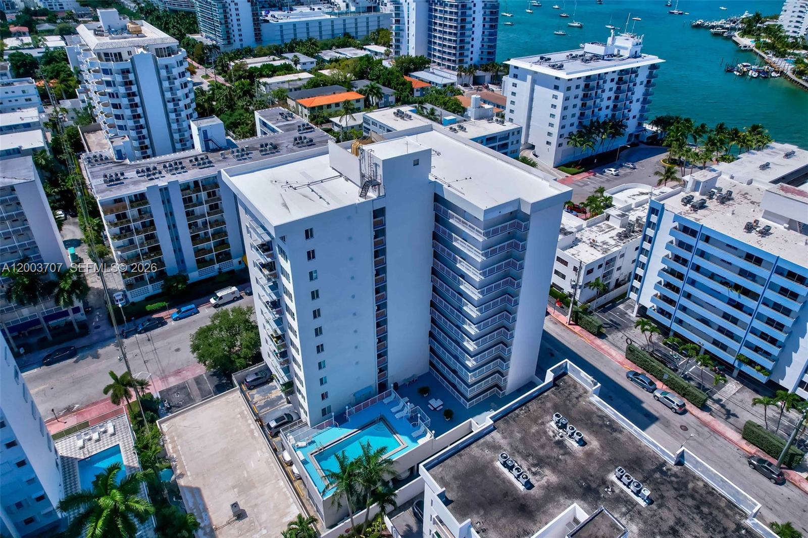 1345 Lincoln Road, Unit 501 Miami Beach, FL 33139 - Photo 32 of 33