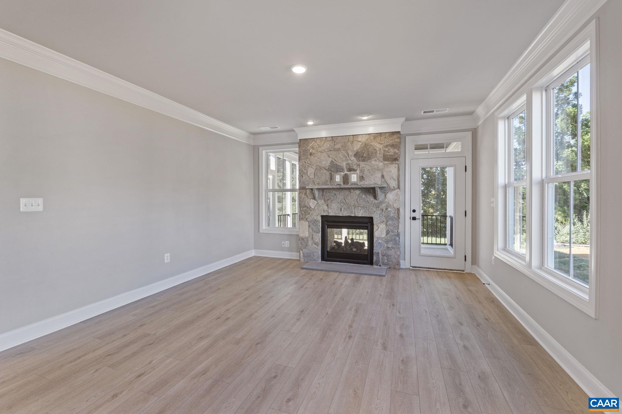 138 Springdale Road Waynesboro, VA 22980 - Photo 17 of 56
