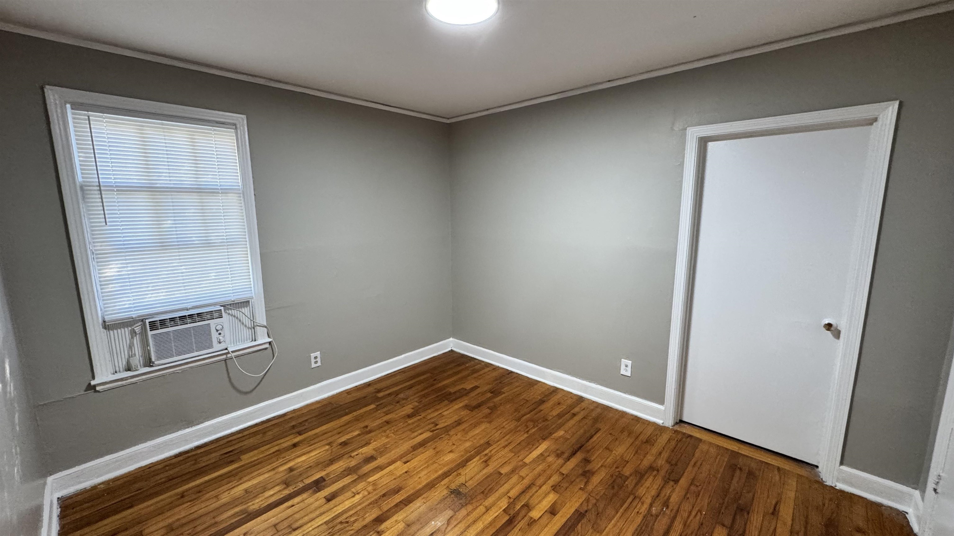 1041 Isabelle Street Memphis, TN 38122 - Photo 4 of 13