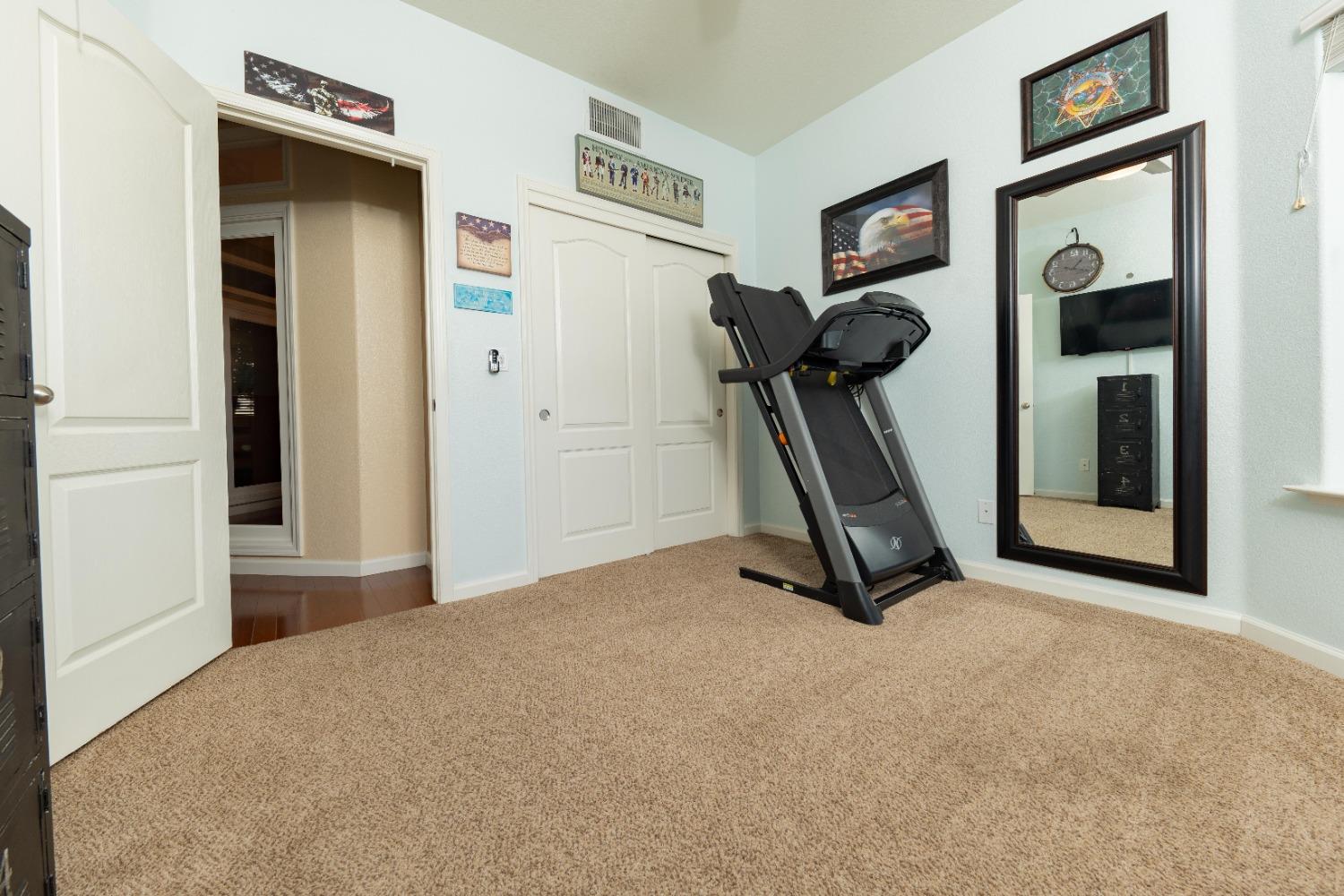 1029 Freedom Drive Lemoore, CA 93245 - Photo 15 of 44