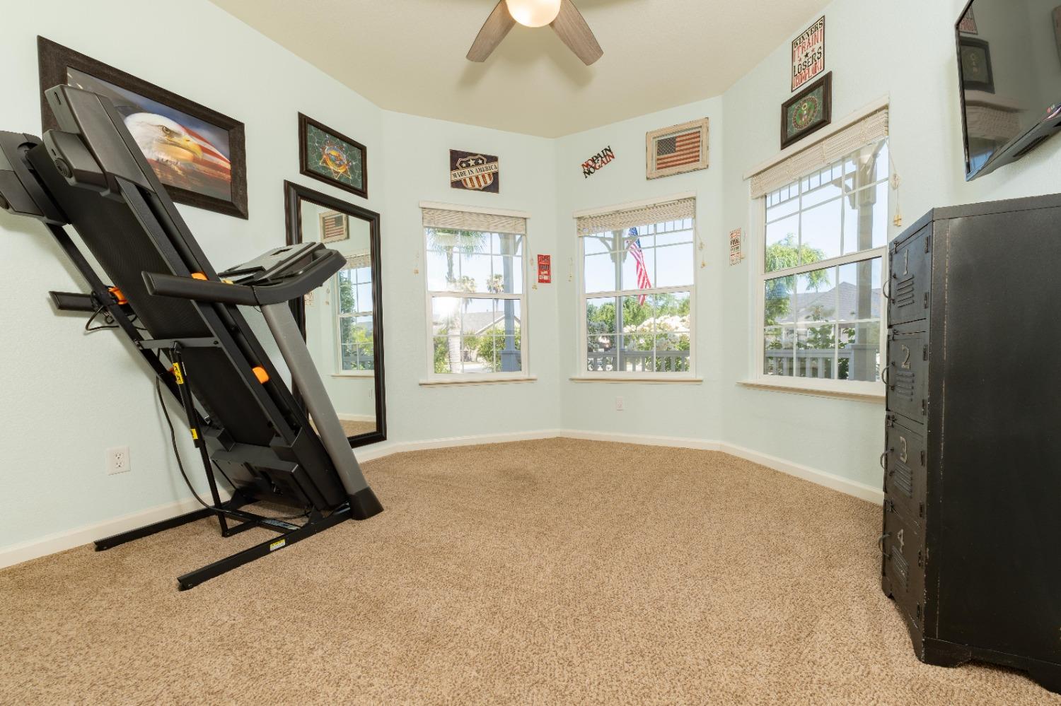 1029 Freedom Drive Lemoore, CA 93245 - Photo 16 of 44