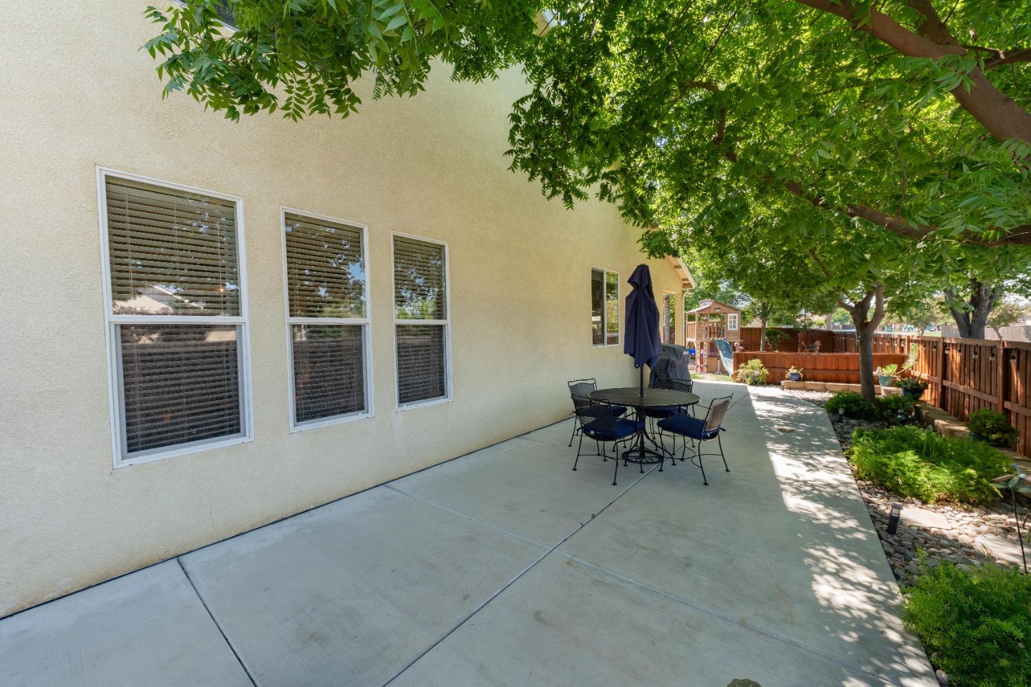 1029 Freedom Drive Lemoore, CA 93245 - Photo 38 of 44