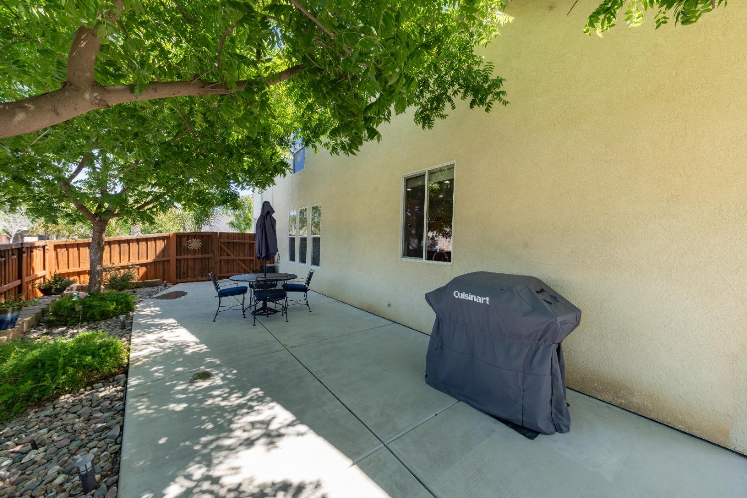 1029 Freedom Drive Lemoore, CA 93245 - Photo 39 of 44