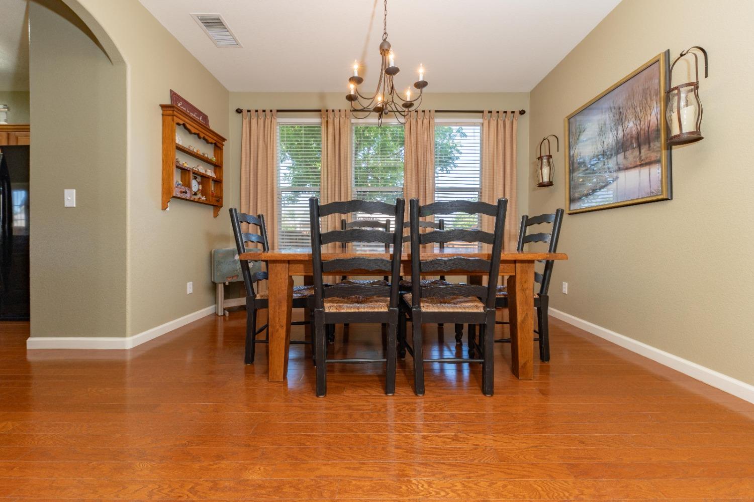 1029 Freedom Drive Lemoore, CA 93245 - Photo 7 of 44