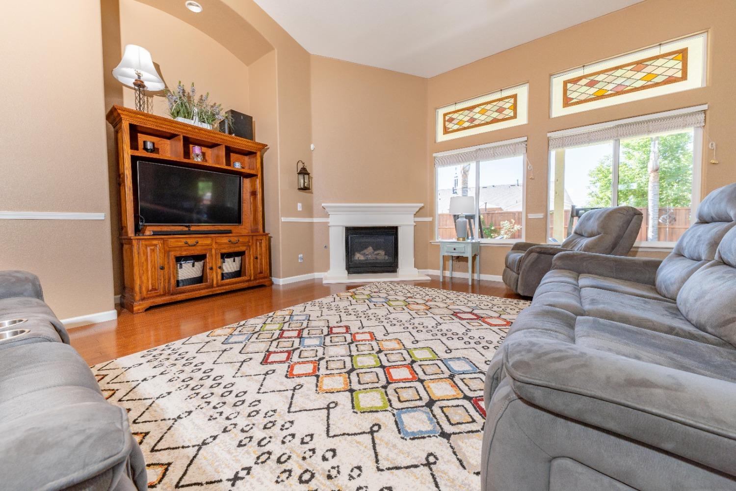 1029 Freedom Drive Lemoore, CA 93245 - Photo 8 of 44