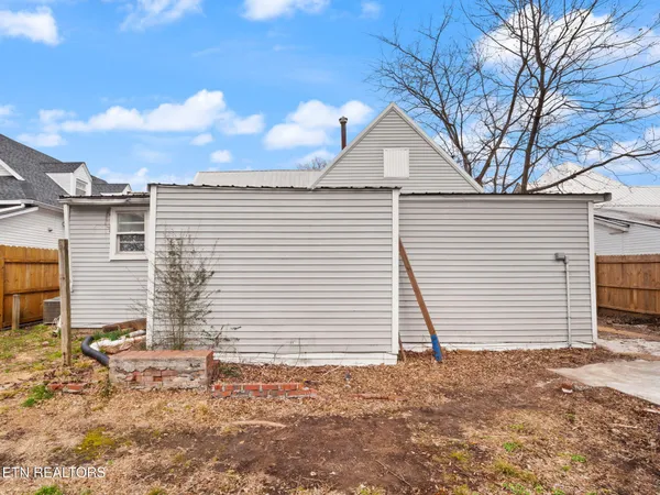 $180,000 | 317 Aden Street, Paris, TN 38242