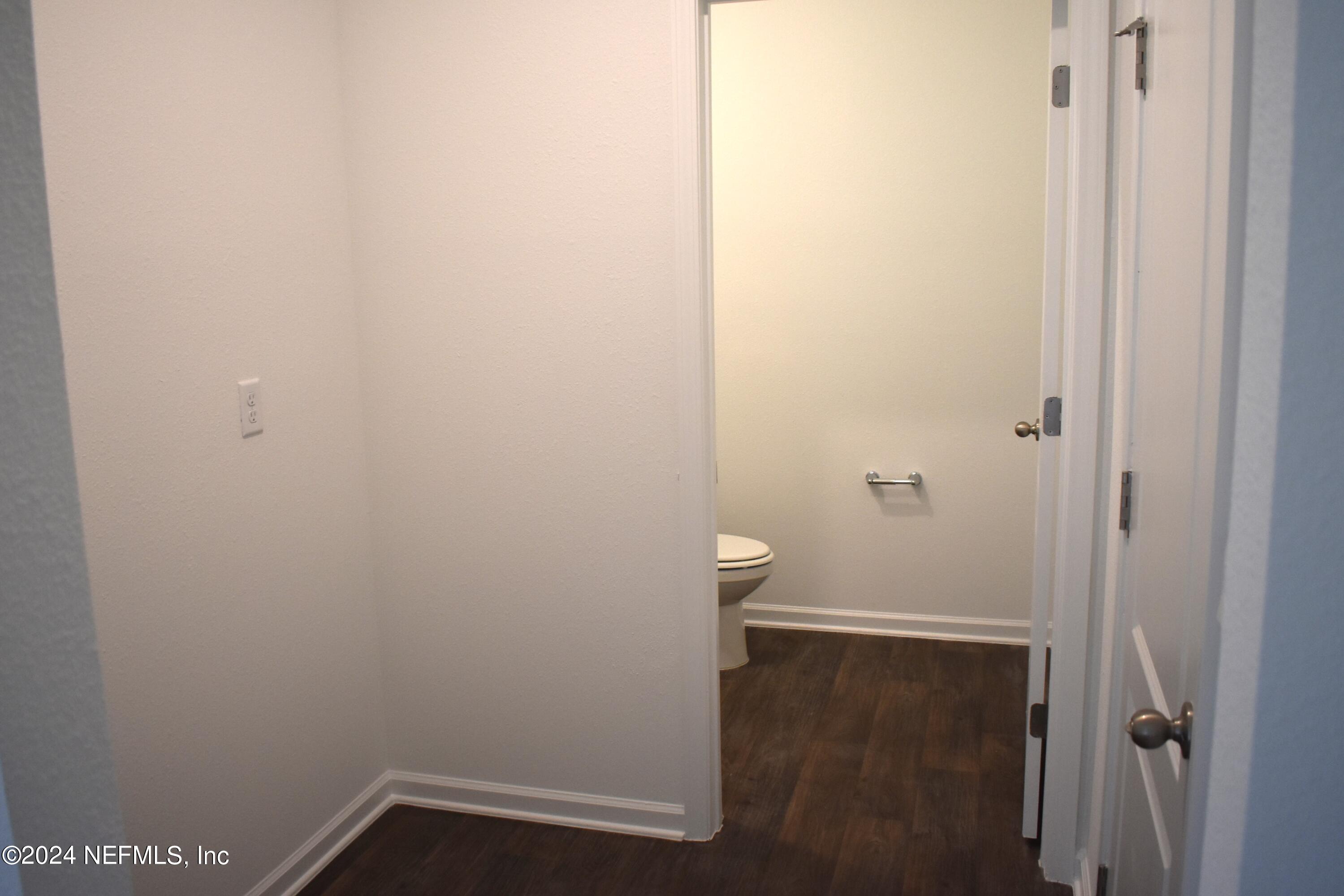 12732 European Beech Road Jacksonville, FL 32218 - Photo 7 of 28 E ARB 17 Mud room coming in from garage