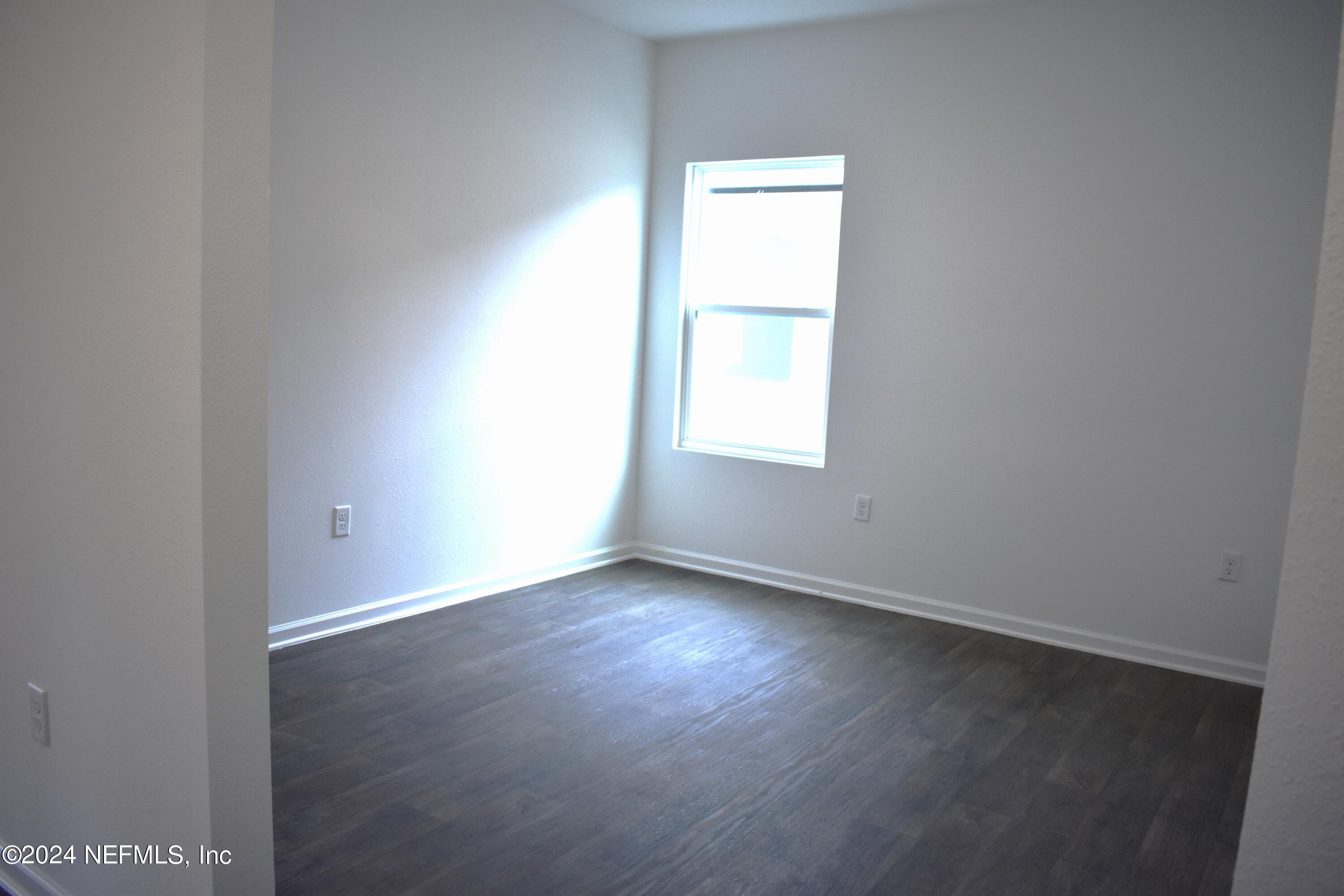 12732 European Beech Road Jacksonville, FL 32218 - Photo 9 of 28 G ARB 17 Flex Room downstairs