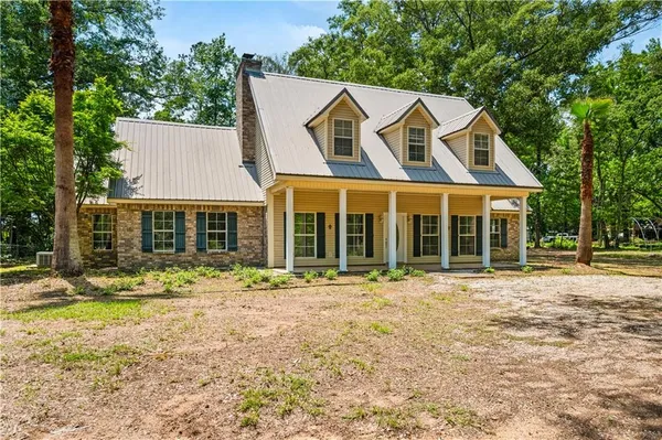 $349,000 | 9 Hill Drive, Forest Hill, LA 71430