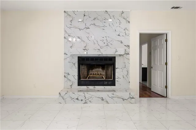 $354,000 | 9 Hill Drive, Forest Hill, LA 71430