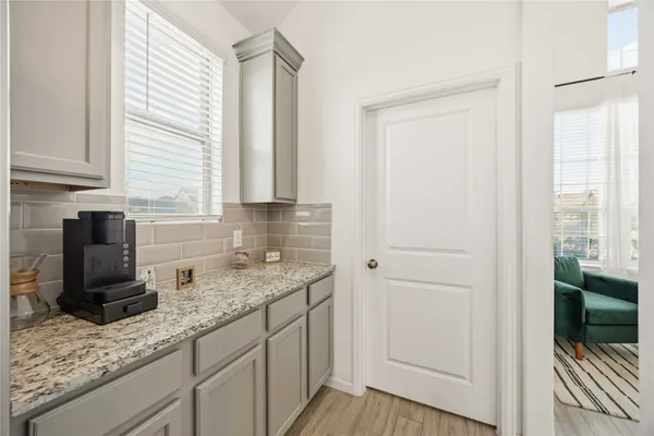 $3,000 | 4238 Redford Valley Road, Rosharon, TX 77583