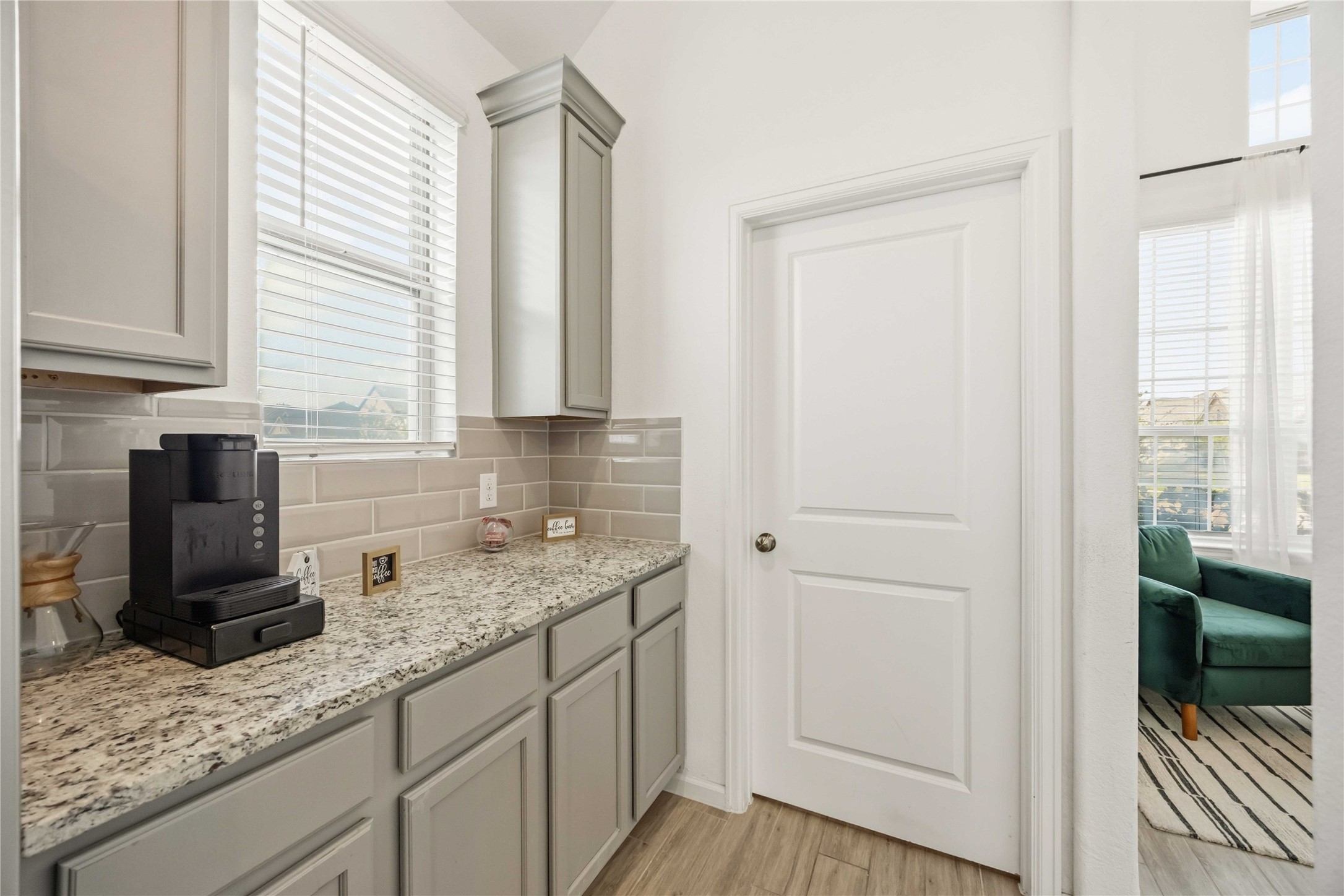 4238 Redford Valley Road Rosharon, TX 77583 - Photo 11 of 30