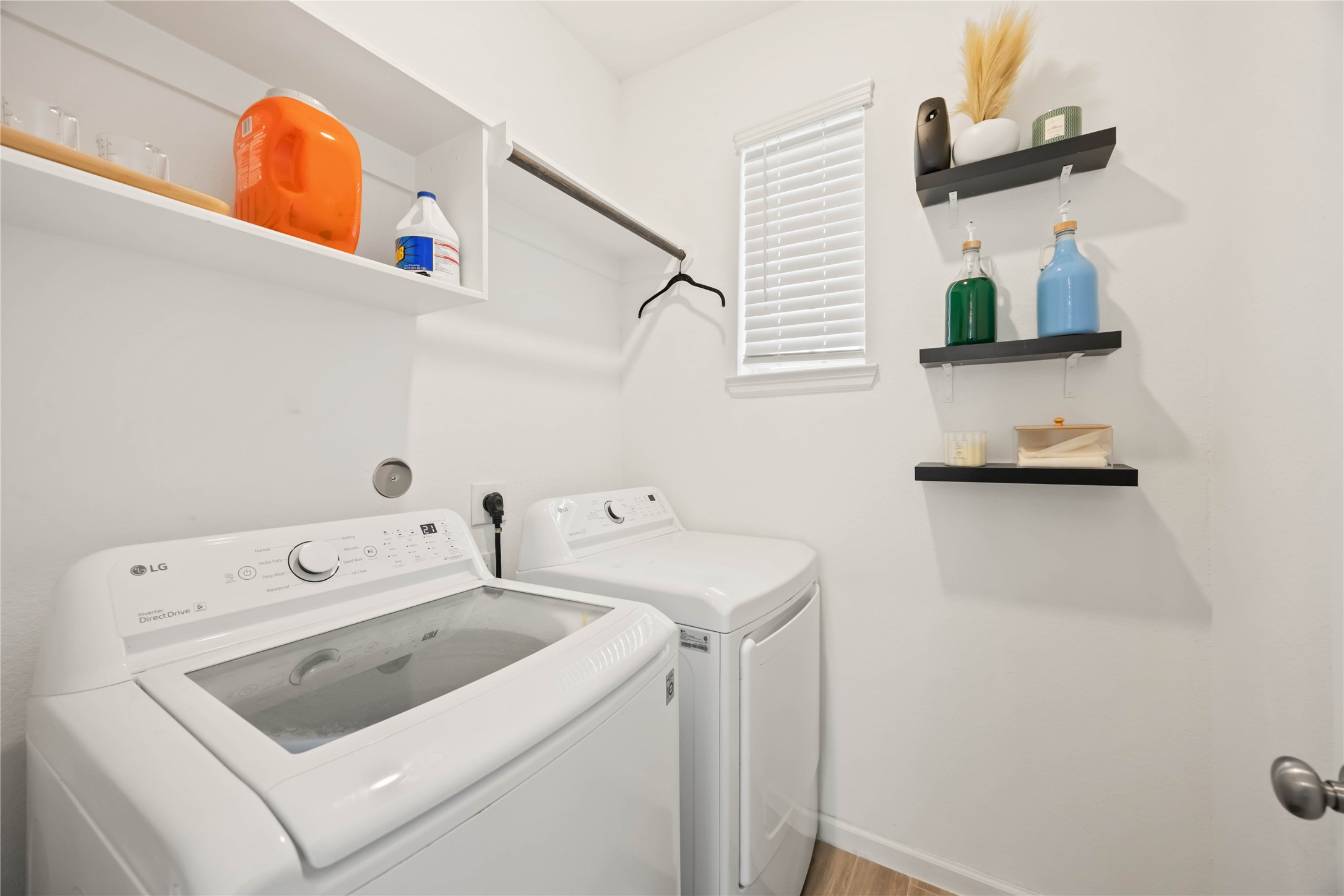 4238 Redford Valley Road Rosharon, TX 77583 - Photo 13 of 30