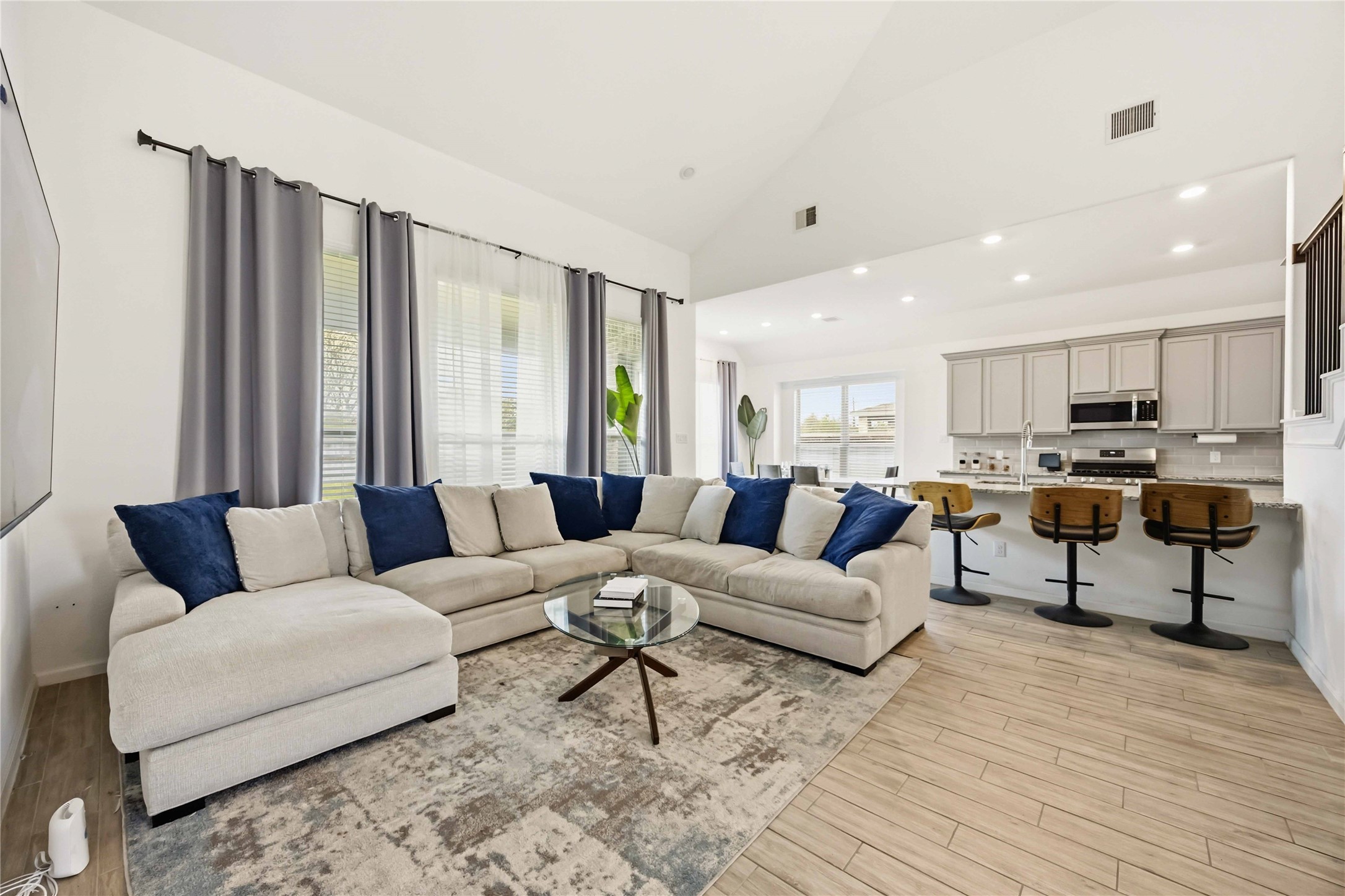 4238 Redford Valley Road Rosharon, TX 77583 - Photo 6 of 30