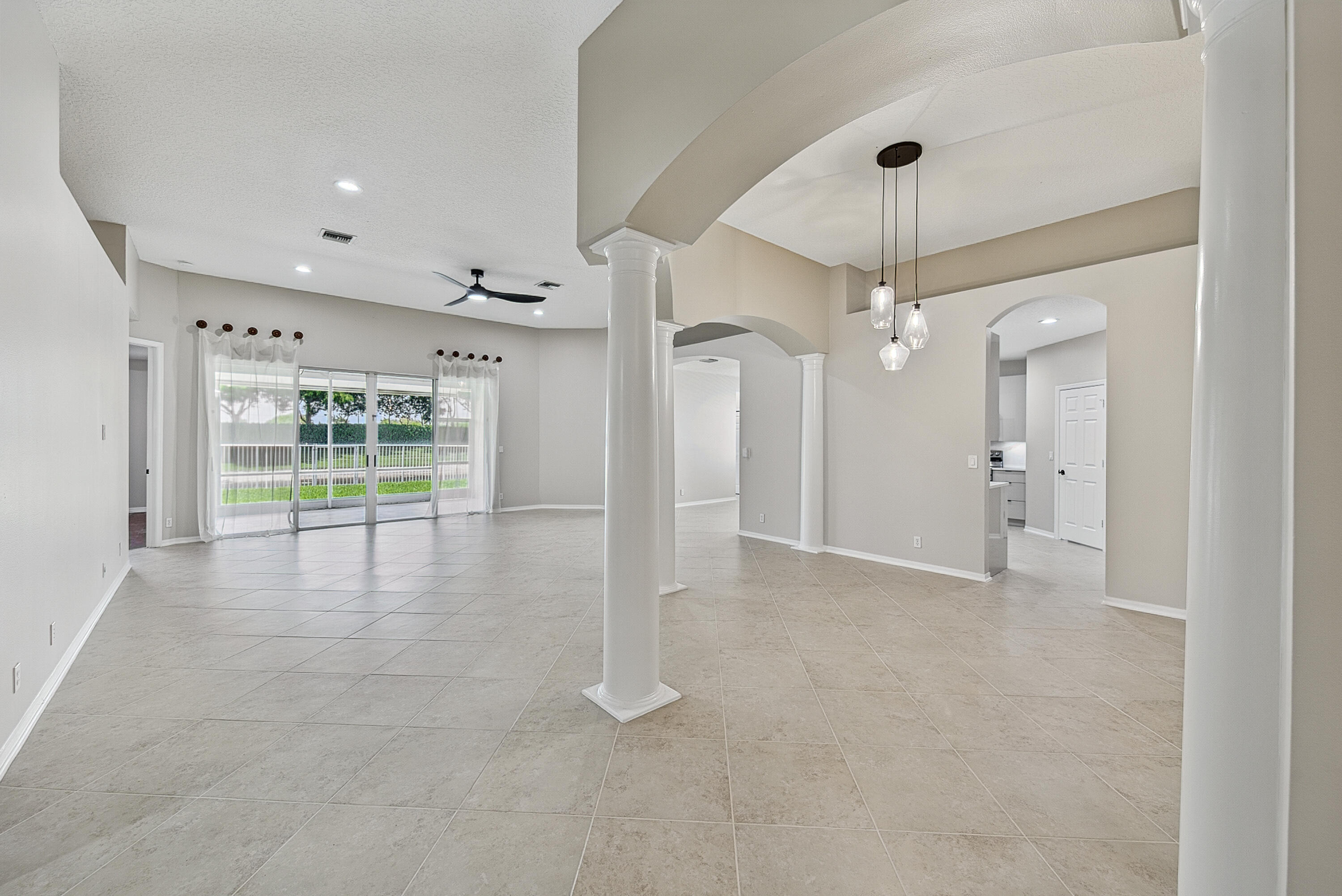 12325 Cascades Pointe Drive Boca Raton, FL 33428 - Photo 8 of 67 schirling-7