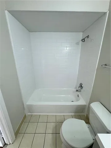 $900 | 3900 Hessmer Avenue, Unit 12, Metairie, LA 70002