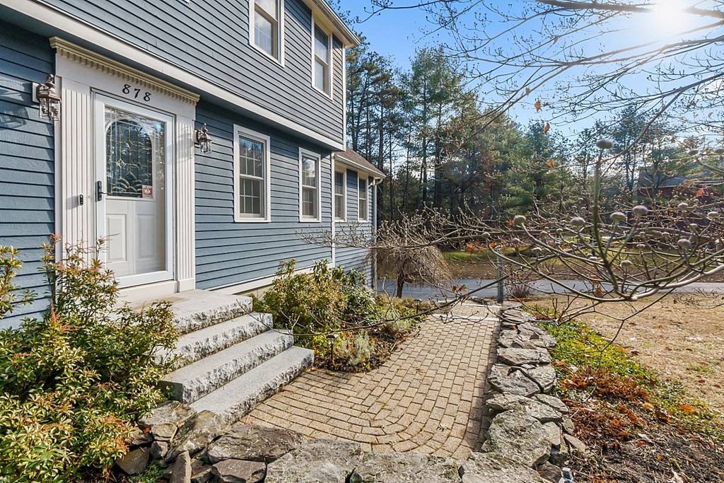 878 Townsend Road Groton, MA 01450 - Photo 12 of 41