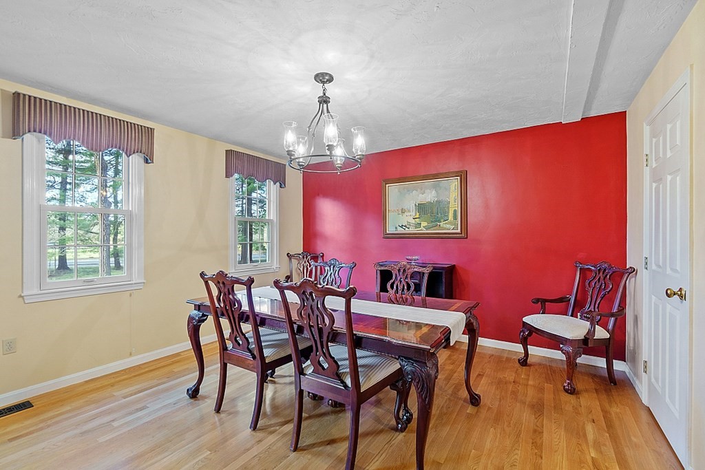 878 Townsend Road Groton, MA 01450 - Photo 13 of 41